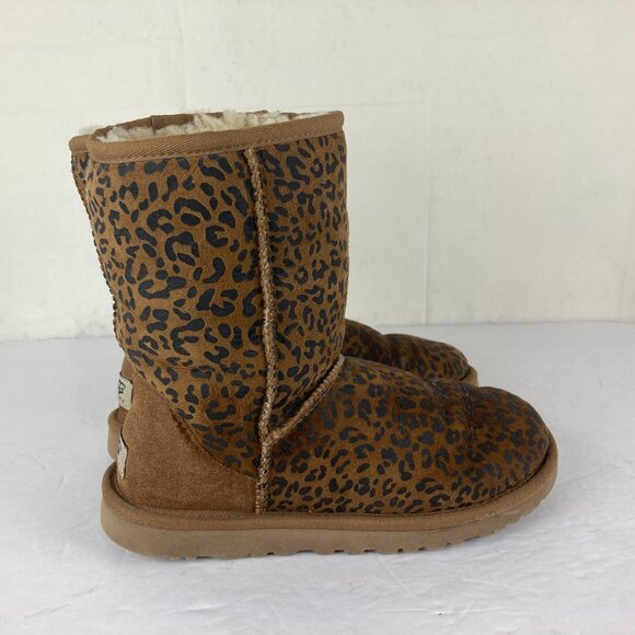 UGG Womens Sz 6 Brown Suede Leather Leopard Print Mid Calf Winter Boots - Picture 3 of 7